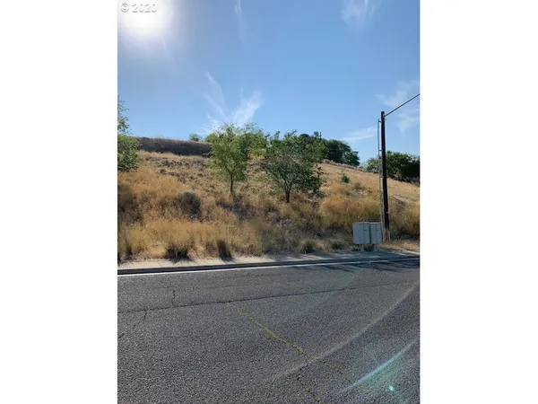 $17,500 | 722 North Main Street, Pendleton, OR 97801