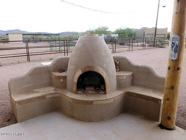 4280 North Arizona Road Apache Junction, AZ 85119 - Photo 5 of 48 Gas Beehive Fireplace