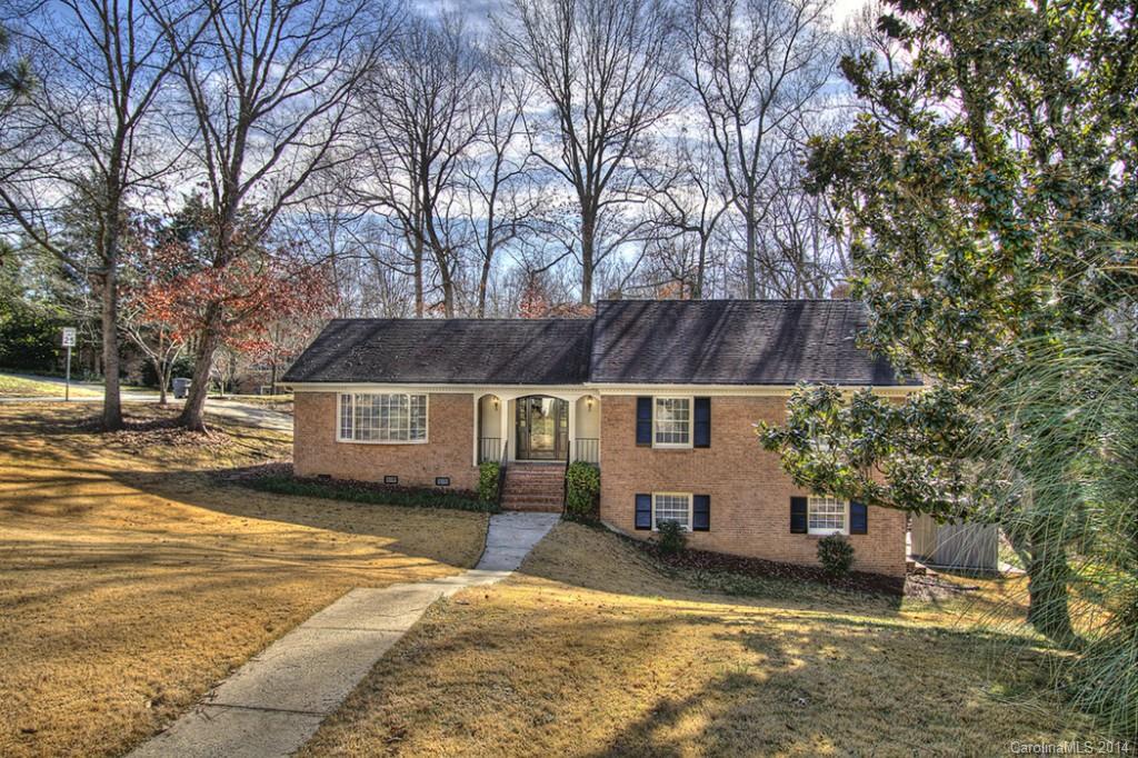 2201 Seth Thomas Road Charlotte, NC 28210 - Photo 1 of 17 Gallery Image 1