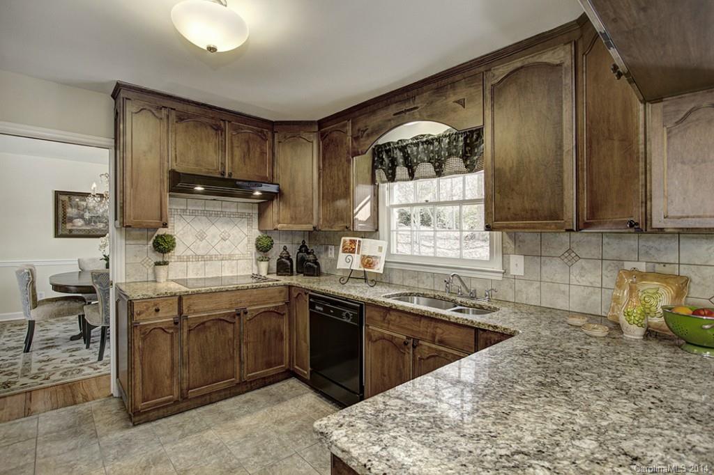 2201 Seth Thomas Road Charlotte, NC 28210 - Photo 4 of 17 Gallery Image 4