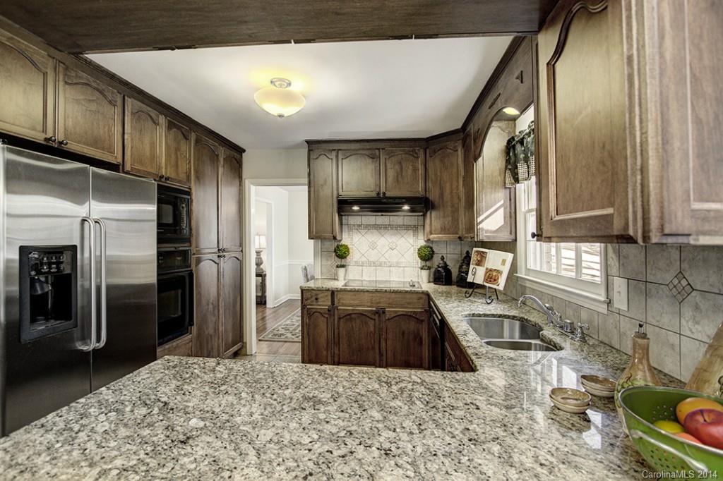 2201 Seth Thomas Road Charlotte, NC 28210 - Photo 5 of 17 Gallery Image 5