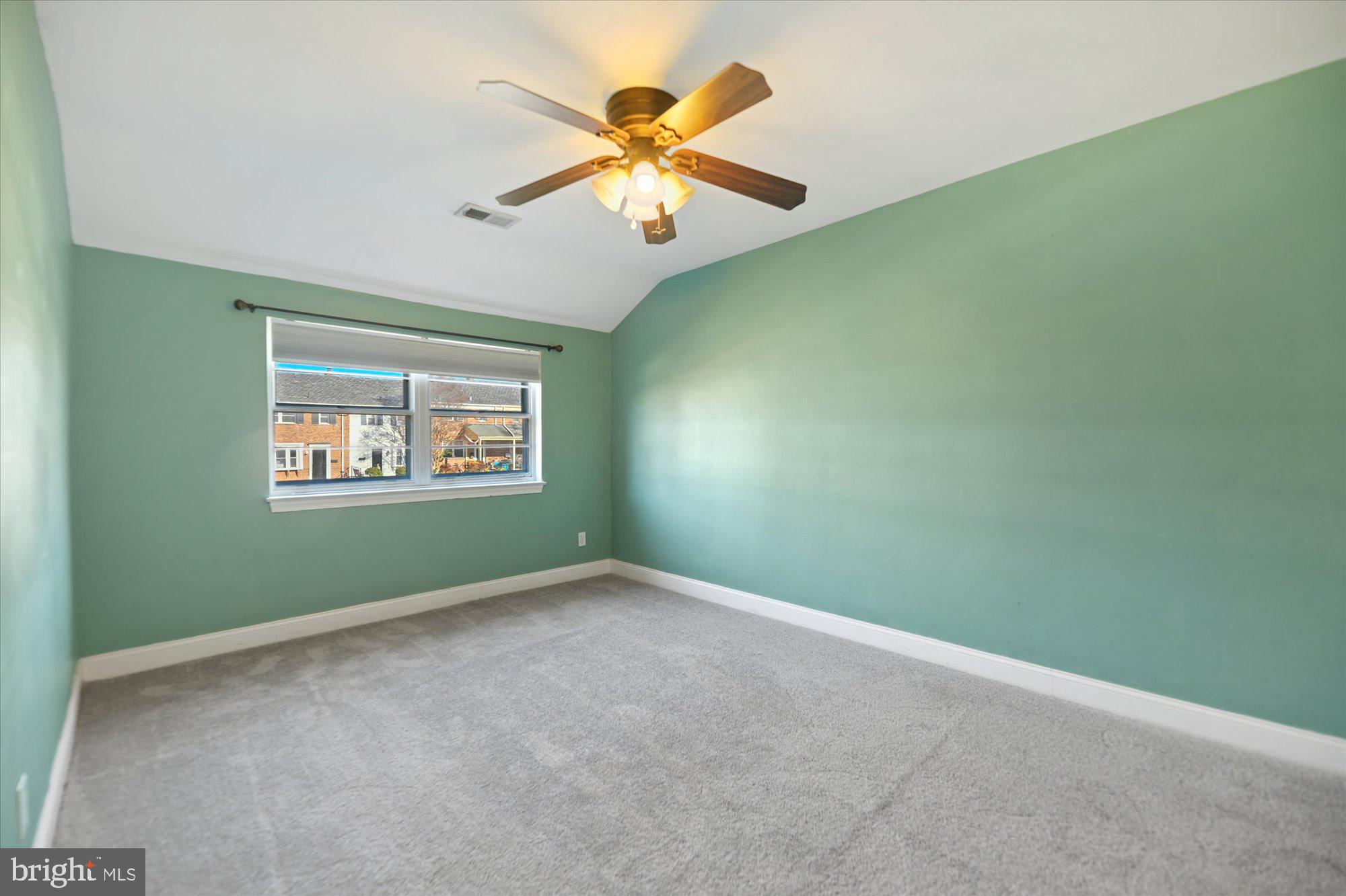 231 Ridge Avenue Baltimore, MD 21286 - Photo 19 of 29 Gallery Image 19