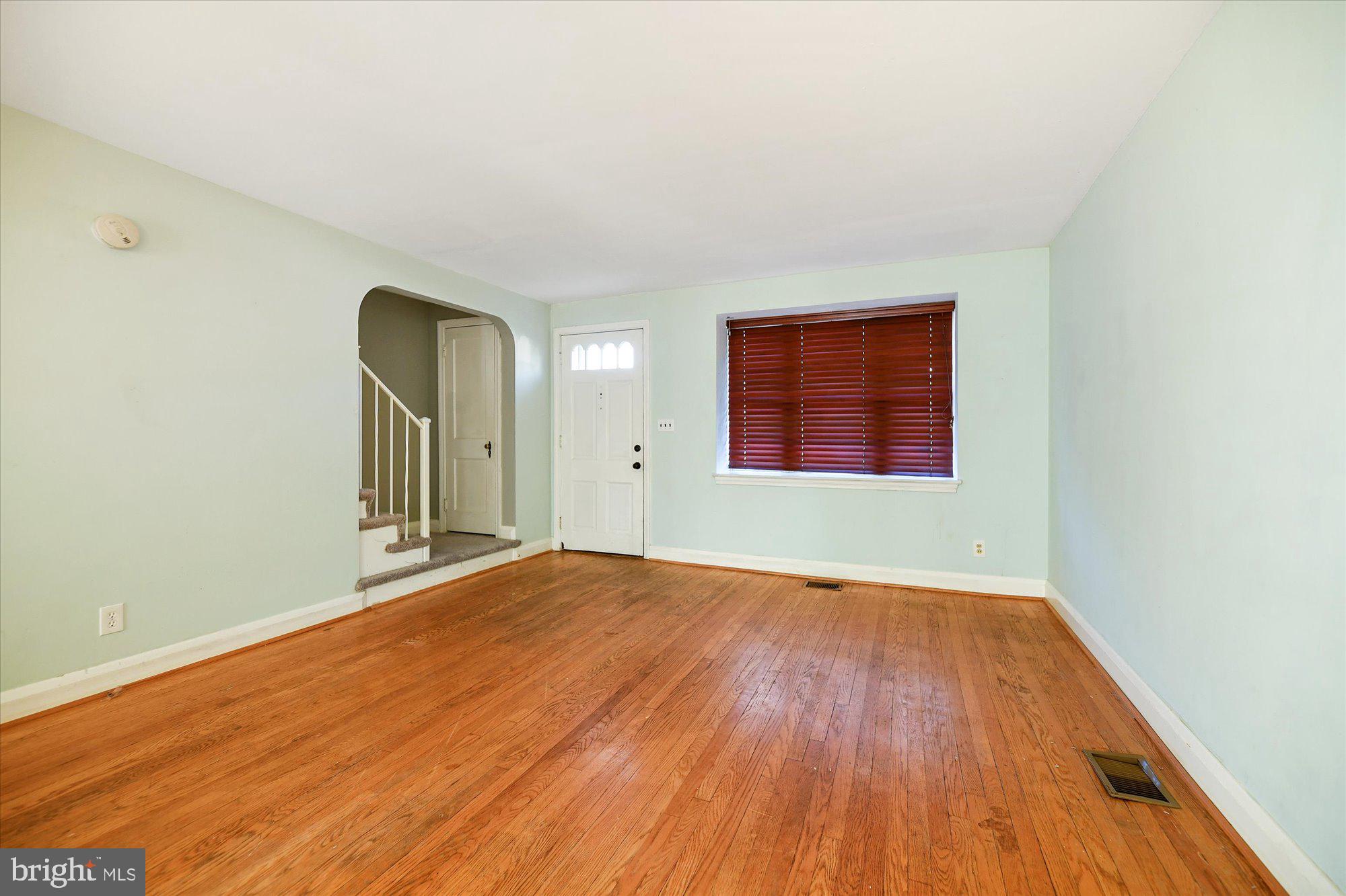 231 Ridge Avenue Baltimore, MD 21286 - Photo 8 of 29 Gallery Image 8