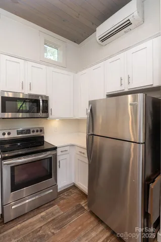 $234,900 | 180 Simplicity Woods Drive, Franklin, NC 28734