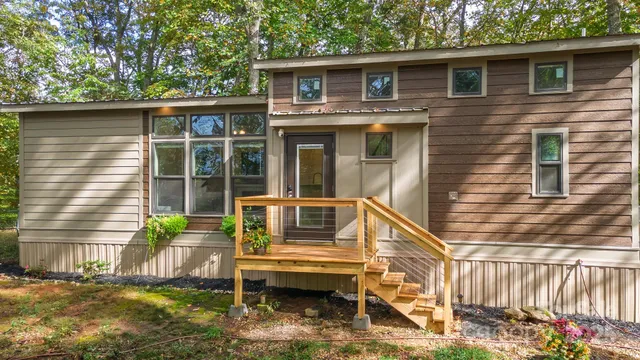 $234,900 | 180 Simplicity Woods Drive, Franklin, NC 28734