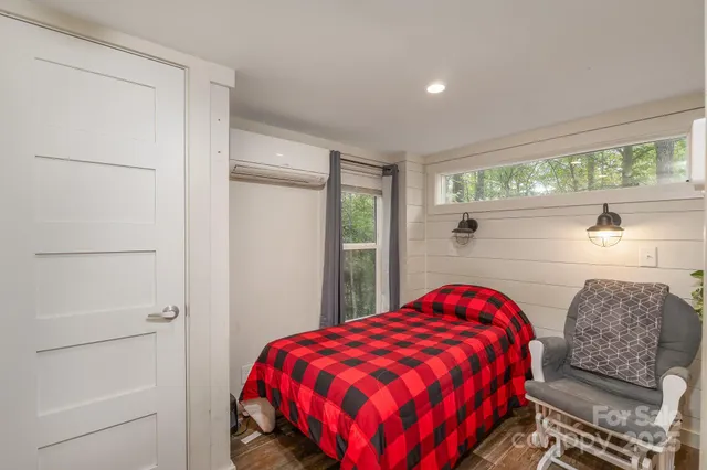 $234,900 | 180 Simplicity Woods Drive, Franklin, NC 28734