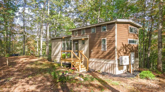 $234,900 | 180 Simplicity Woods Drive, Franklin, NC 28734