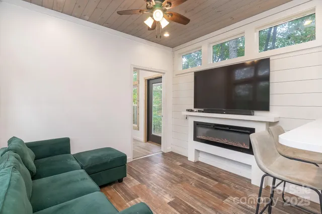 $234,900 | 180 Simplicity Woods Drive, Franklin, NC 28734