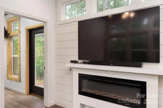 $234,900 | 180 Simplicity Woods Drive, Franklin, NC 28734