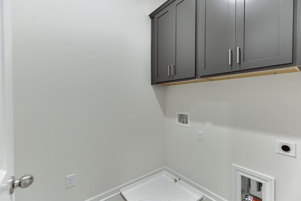 454 Thunder Road Buford, GA 30518 - Photo 25 of 78