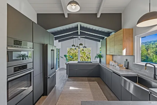 $2,500,000 | 80 Pinto Lane, Novato, CA 94947