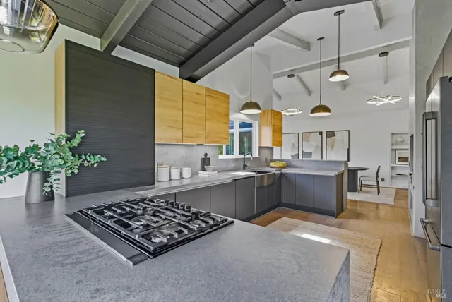 $2,500,000 | 80 Pinto Lane, Novato, CA 94947