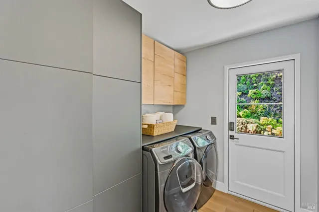 $2,500,000 | 80 Pinto Lane, Novato, CA 94947