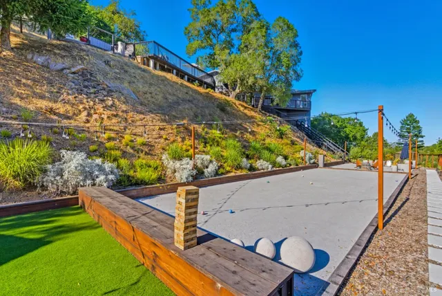 $2,500,000 | 80 Pinto Lane, Novato, CA 94947