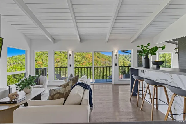 $2,500,000 | 80 Pinto Lane, Novato, CA 94947