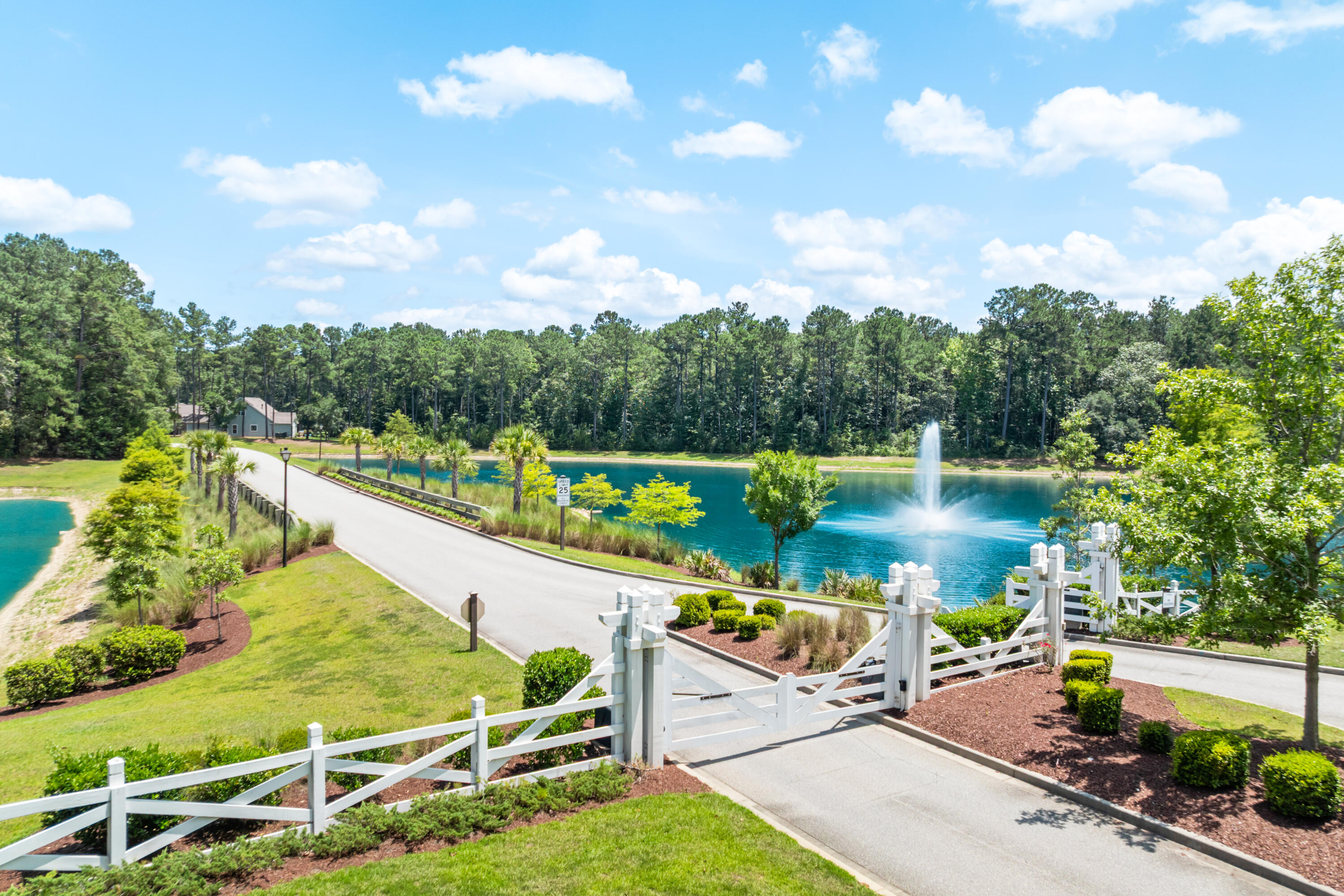 571 Pontoon Road Huger, SC 29450 - Photo 46 of 51