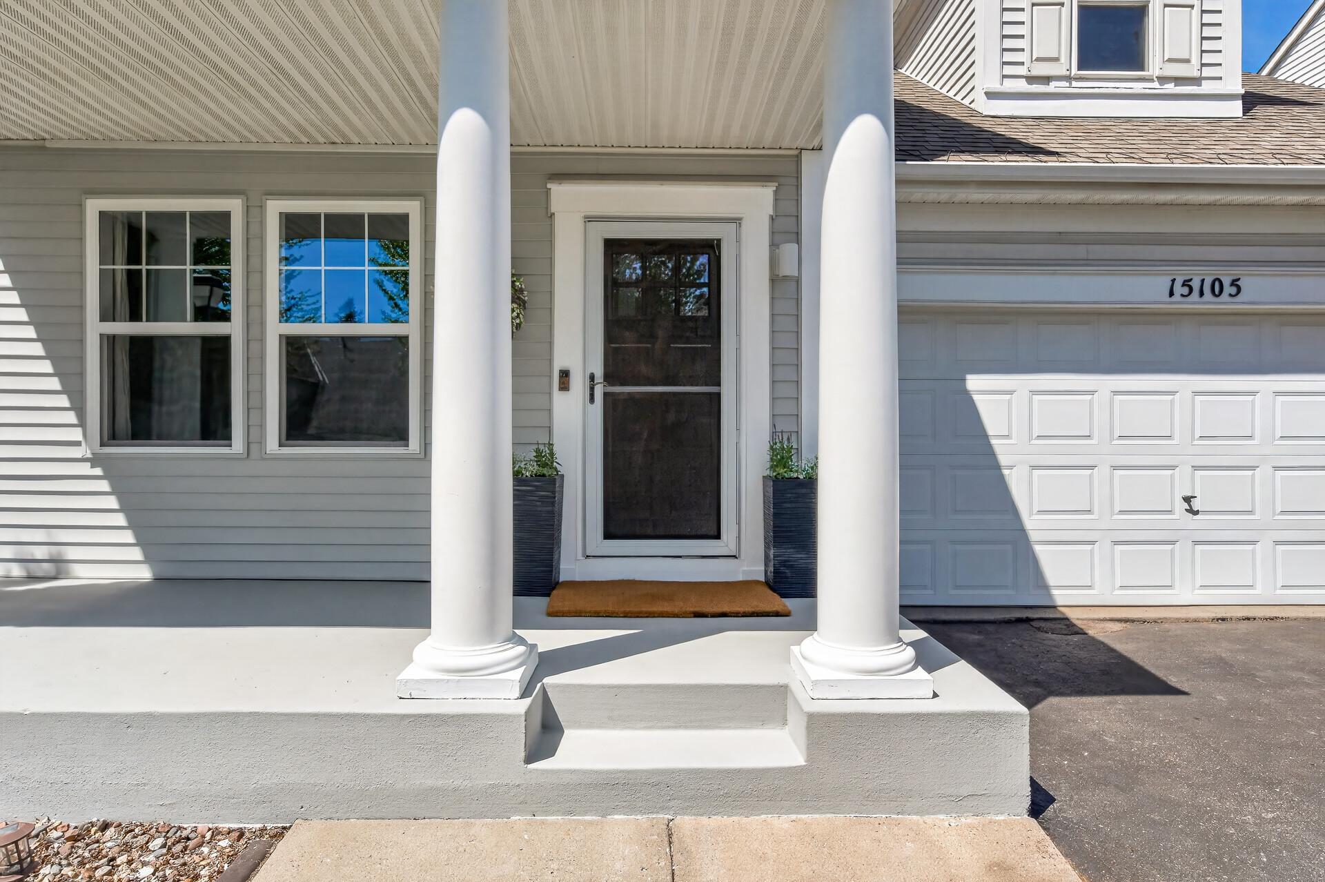 15105 Dupont Path Apple Valley, MN 55124 - Photo 6 of 58