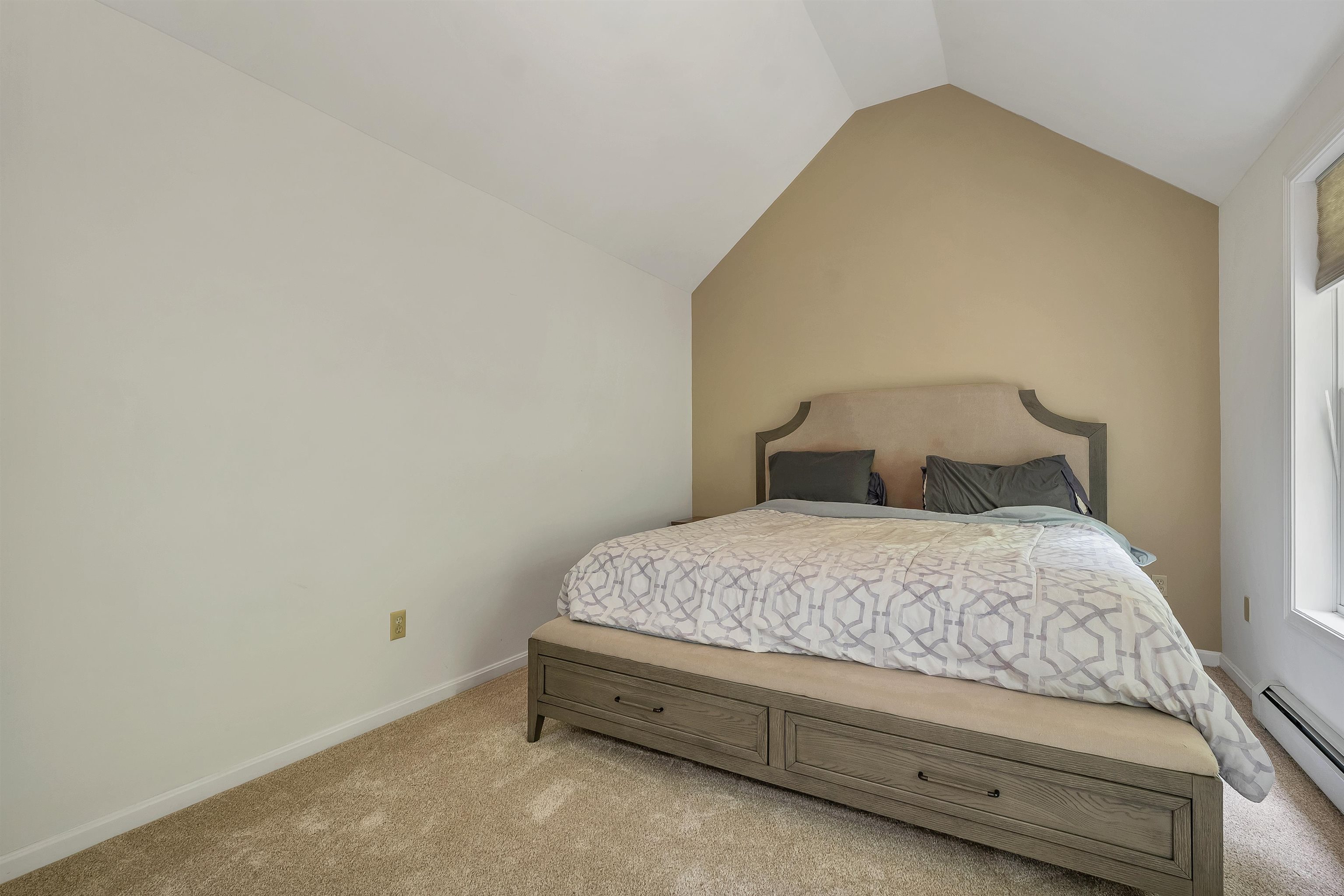 10 Edwin Lane Newmarket, NH 03857 - Photo 23 of 60