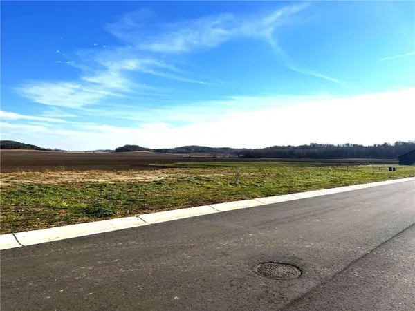 $85,000 | 80 Rolling Hills Drive, Elgin, MN 55932