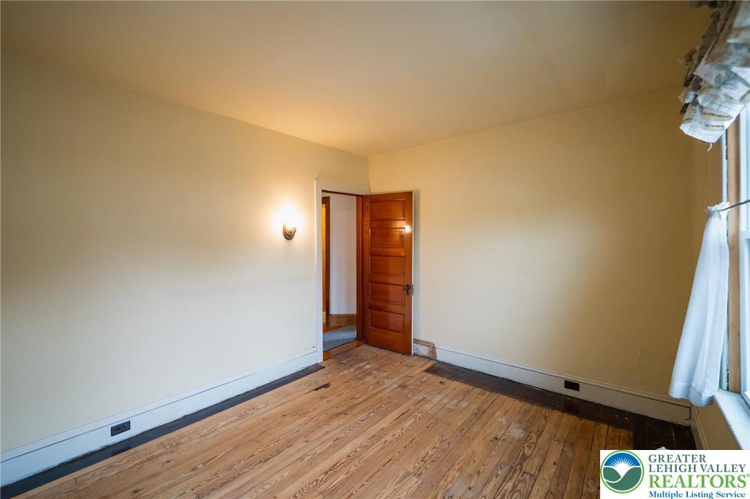 2 Wilson Street Phillipsburg, NJ 08865 - Photo 22 of 39 Bedroom 2nd floor