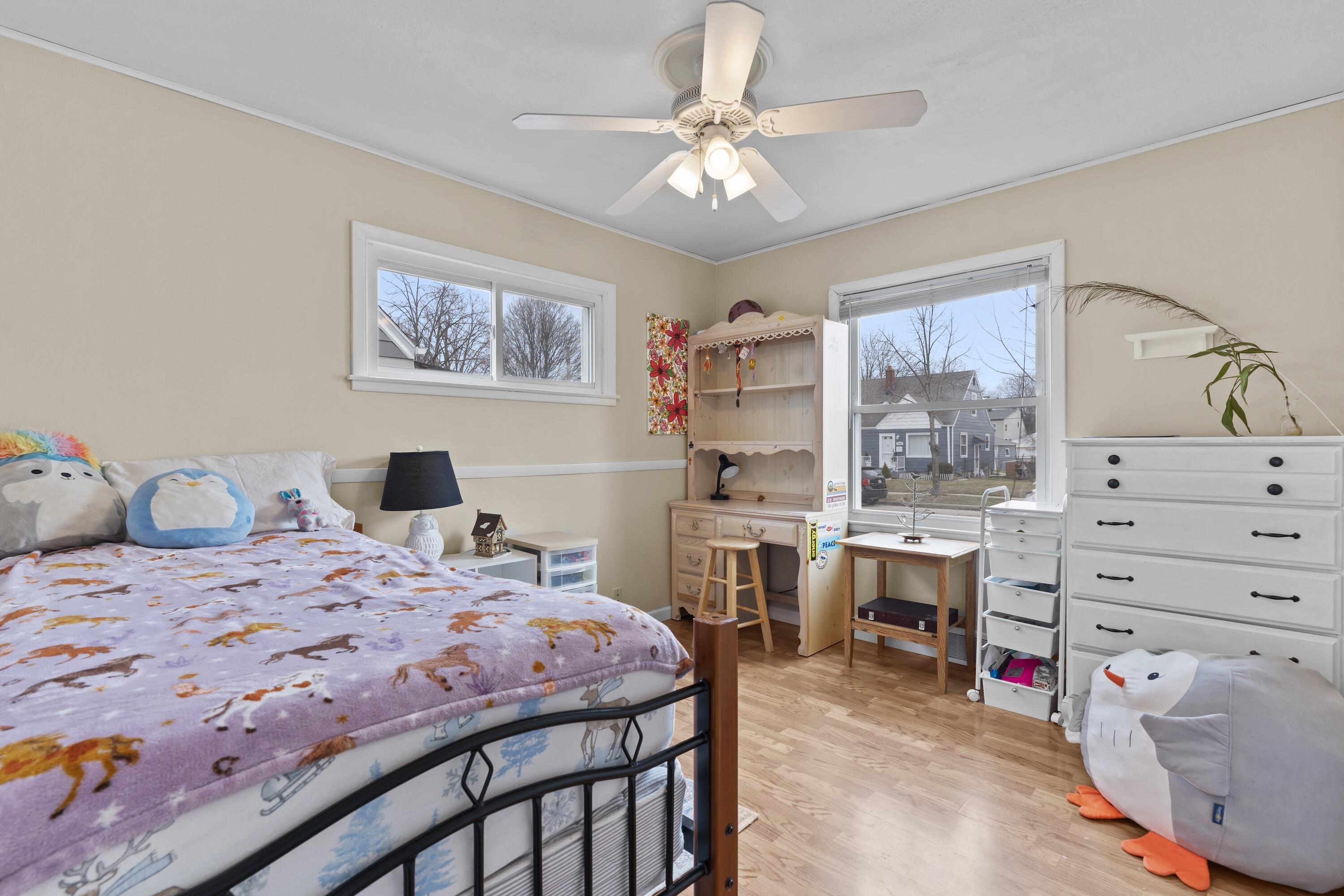 3527 North 99th Street Milwaukee, WI 53222 - Photo 16 of 29 Bedroom 3