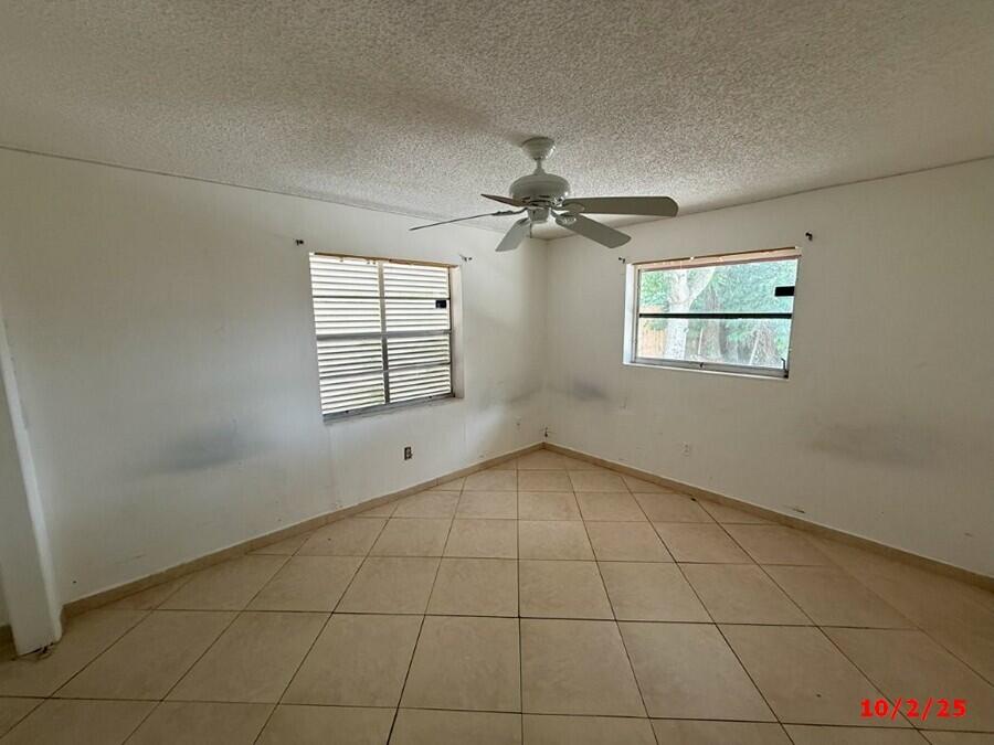 5340 Guildcrest Street Lake Worth, FL 33463 - Photo 6 of 10 IMG_8337