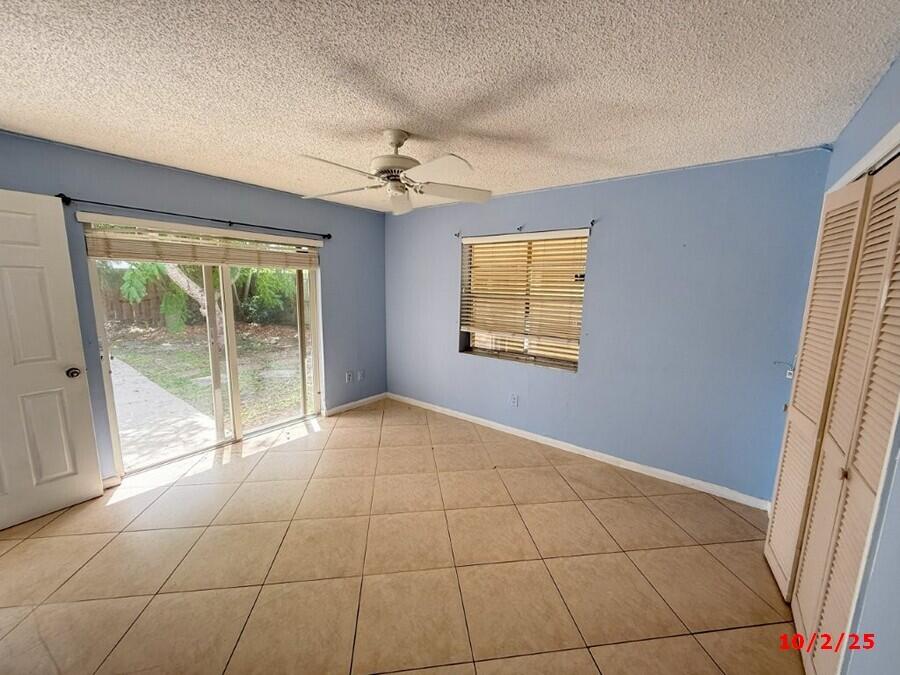 5340 Guildcrest Street Lake Worth, FL 33463 - Photo 9 of 10 IMG_8342