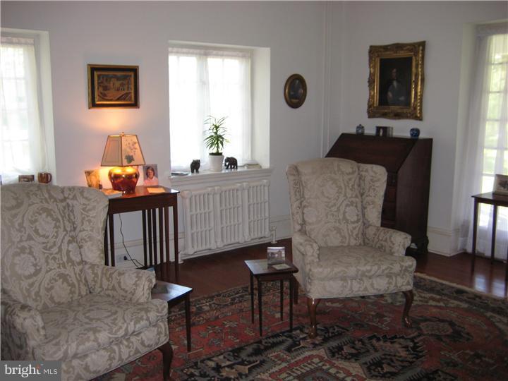 809 Norristown Road Lower Gwynedd, PA 19002 - Photo 3 of 16 Living Room