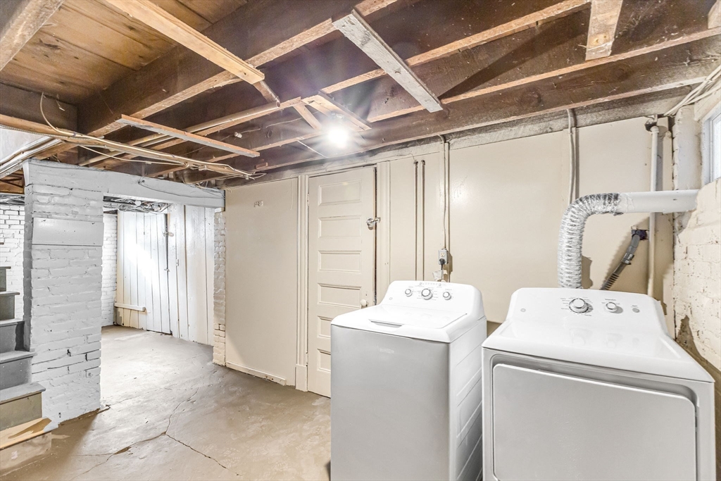 21 Biltmore Street, Unit 1 Springfield, MA 01108 - Photo 14 of 17 a utility room with dryer and washer