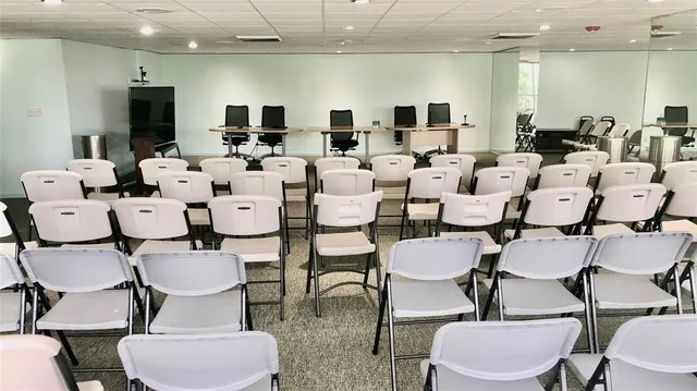 $3,300 | 531 North Ocean Boulevard, Unit 1601, Pompano Beach, FL 33062