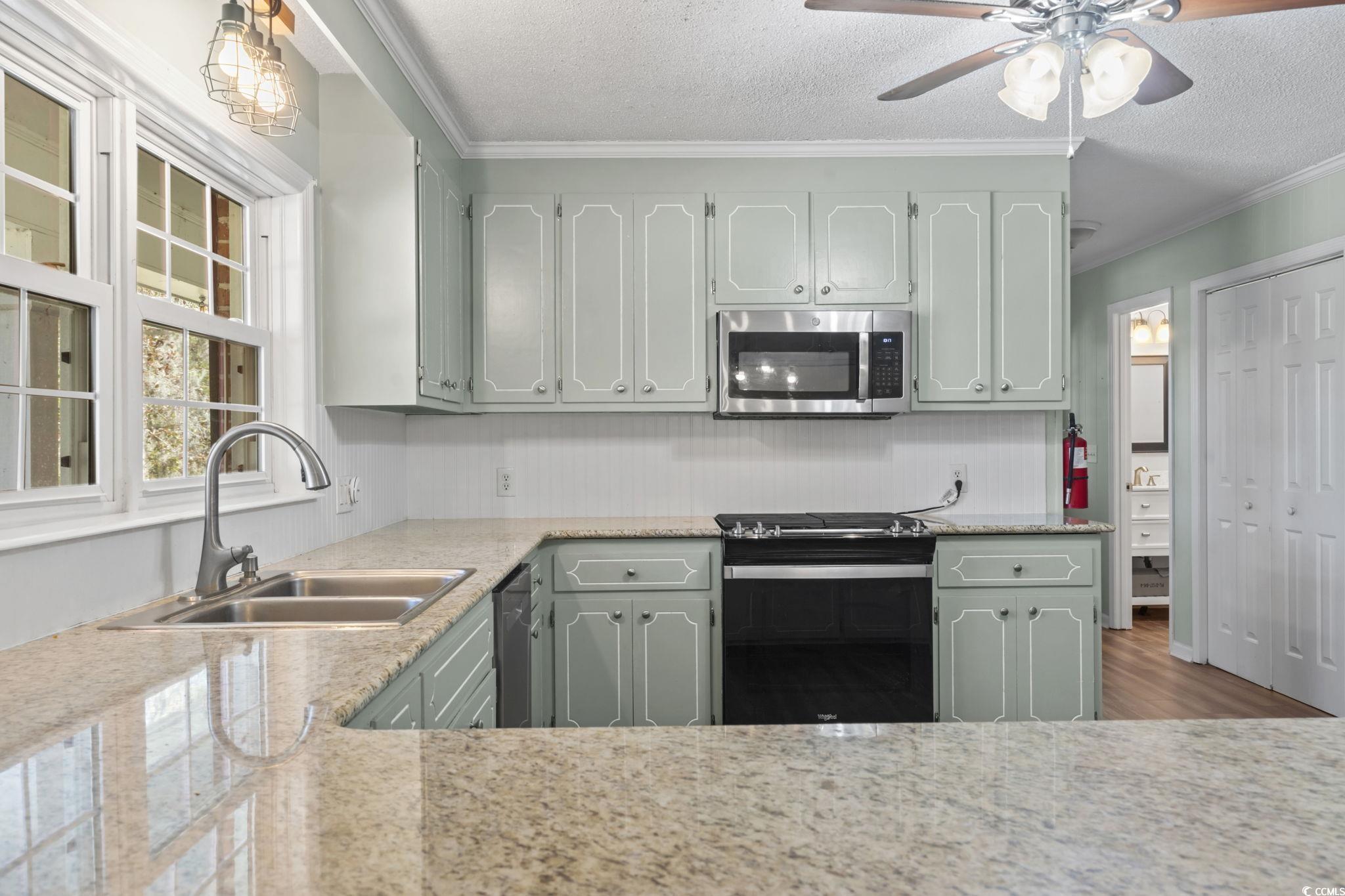 2021 Walter Road Galivants Ferry, SC 29544 - Photo 21 of 39