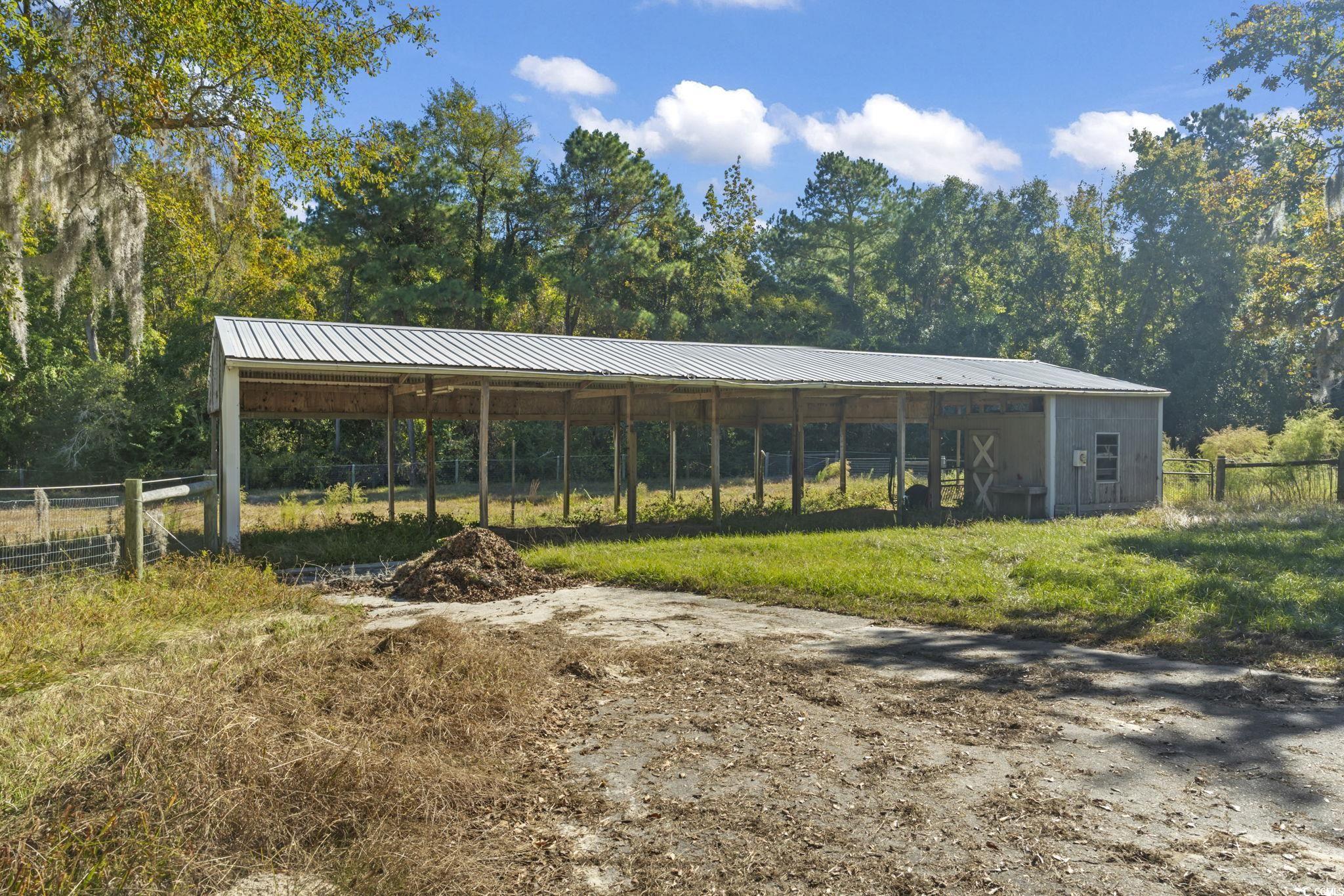 2021 Walter Road Galivants Ferry, SC 29544 - Photo 32 of 39