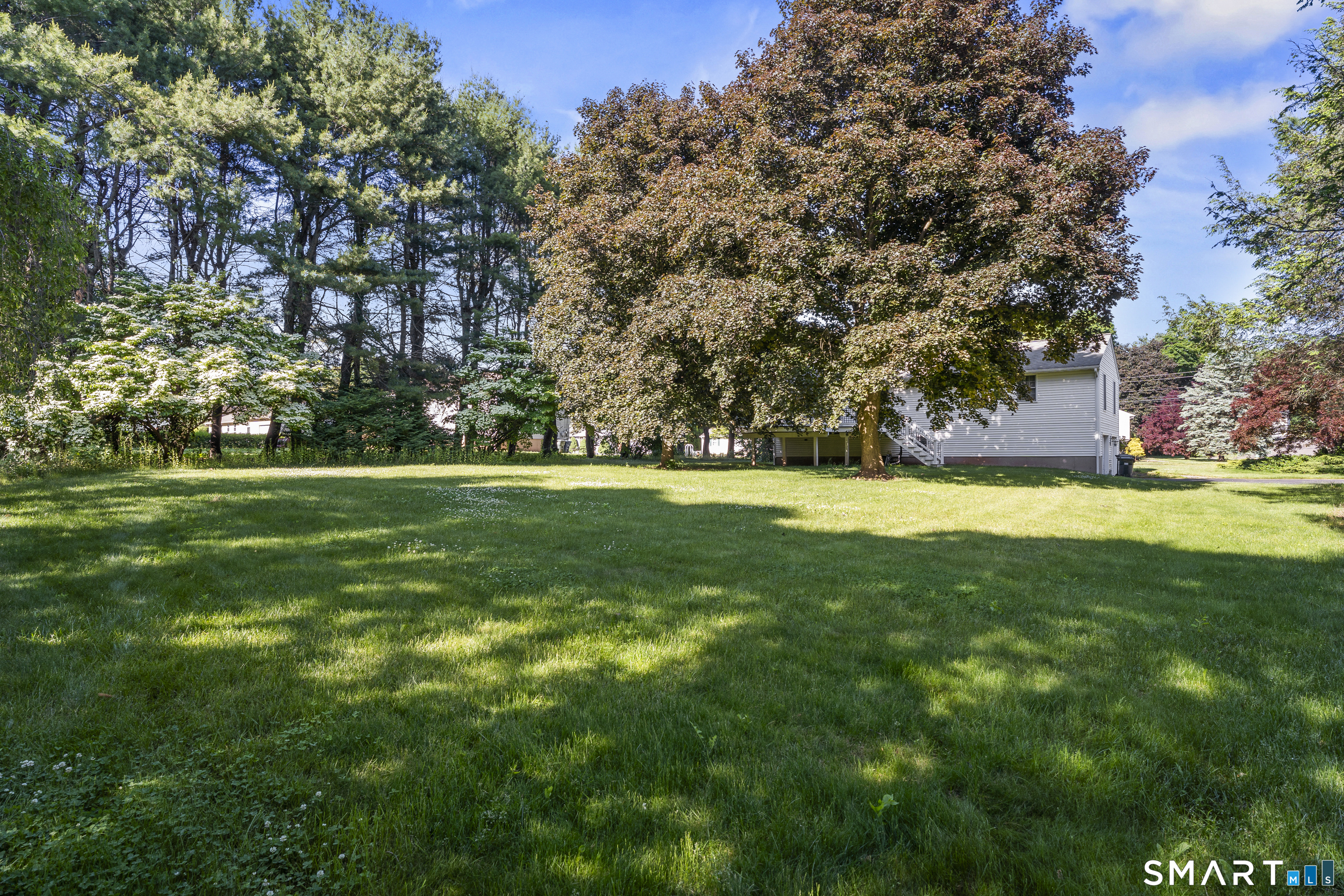 6 Wilton Road Southington, CT 06489 - Photo 5 of 35