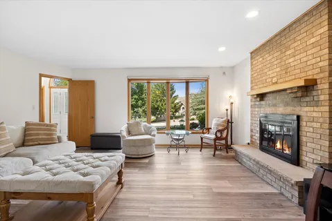 $899,000 | 11131 Dineff Road, Lemont, IL 60439