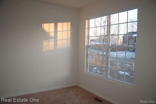 3044 Fantail Court Rochester, MI 48309 - Photo 4 of 14 LIVING.JPG