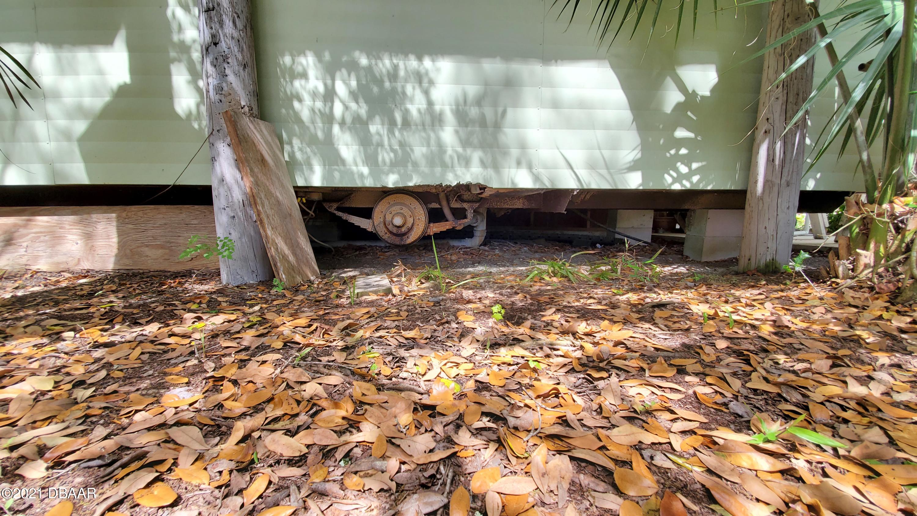 56412 Maple Road Astor, FL 32102 - Photo 29 of 42 20210309_130817