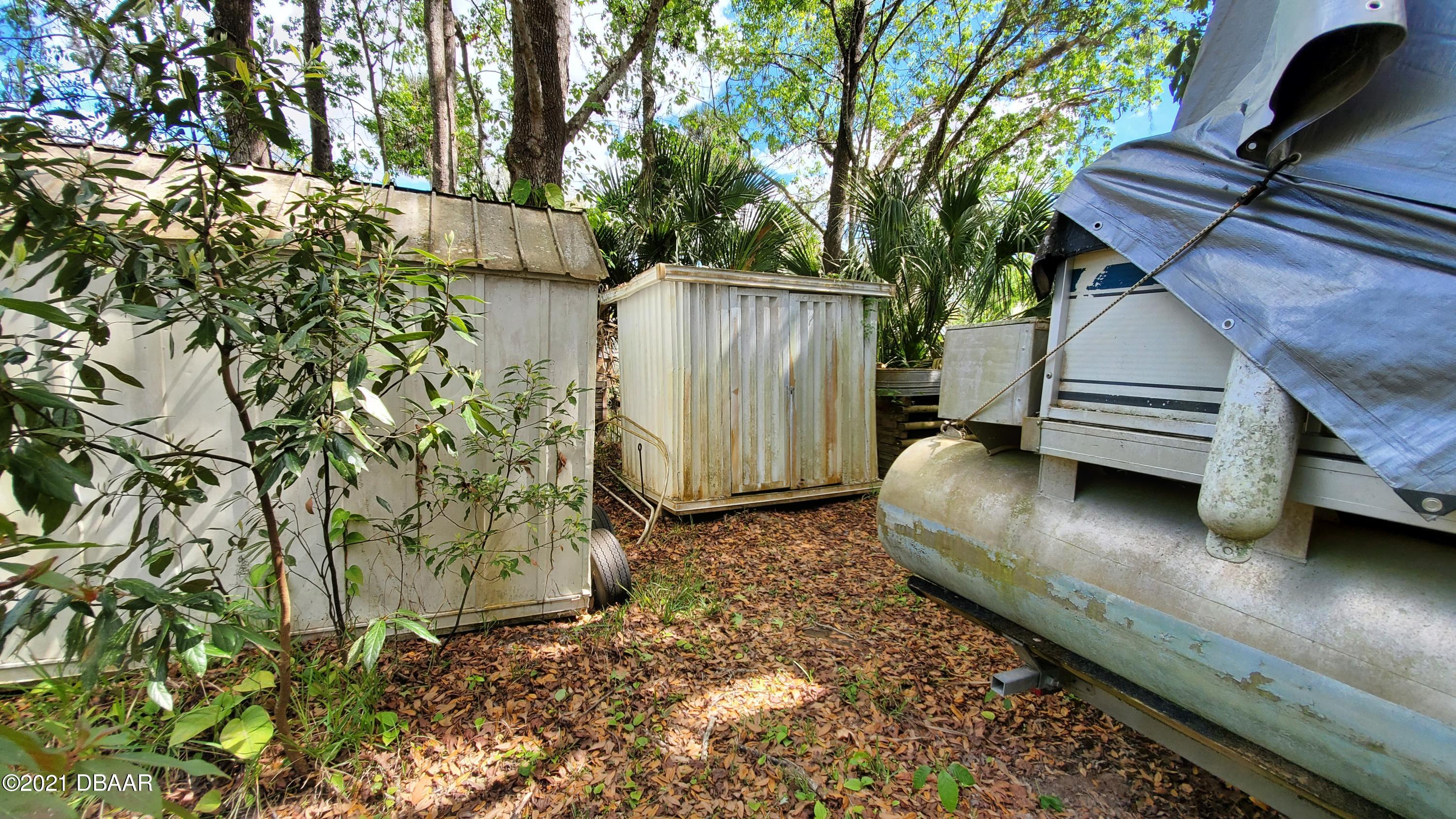 56412 Maple Road Astor, FL 32102 - Photo 34 of 42 20210309_130945