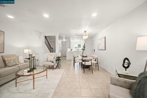 $915,000 | 7556 Silvertree Lane, Dublin, CA 94568