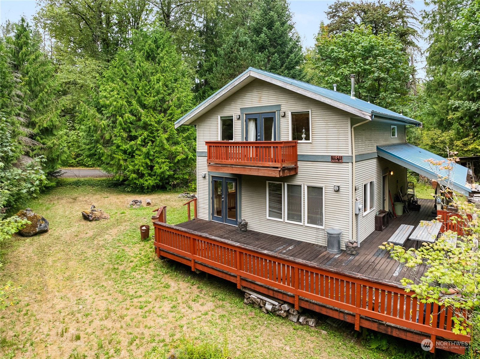 11091 Alpine Road Glacier, WA 98244 - Photo 3 of 39 Gallery Image 3