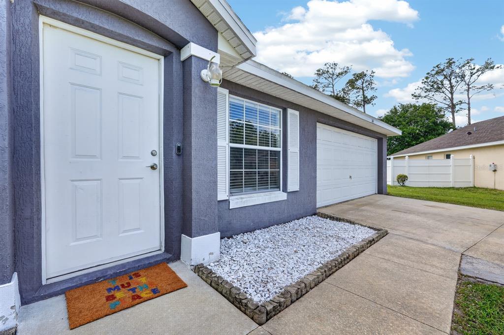 14 Random Place Palm Coast, FL 32164 - Photo 2 of 27