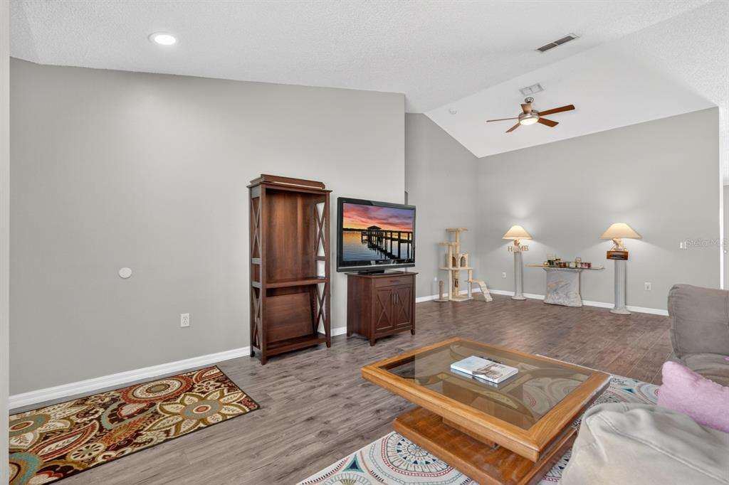 14 Random Place Palm Coast, FL 32164 - Photo 4 of 27