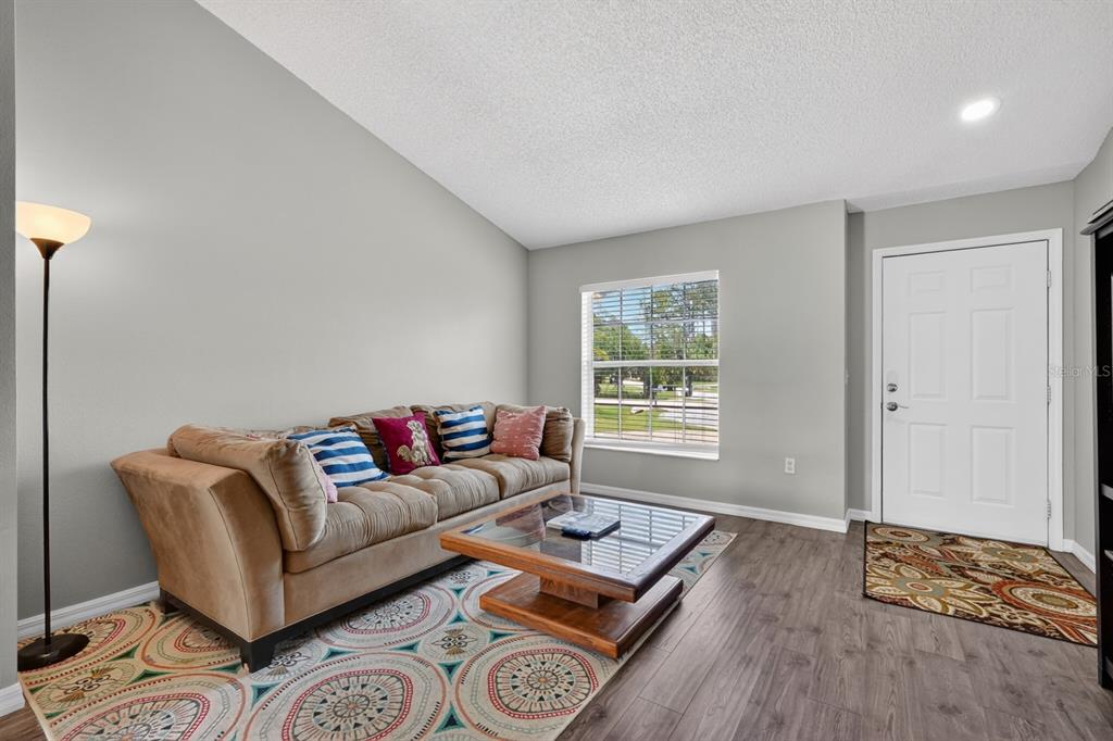 14 Random Place Palm Coast, FL 32164 - Photo 5 of 27
