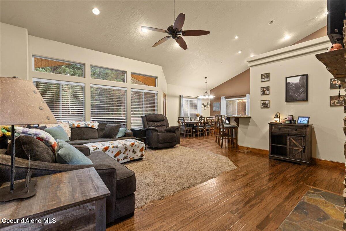 24665 Hunters Grove Court Rathdrum, ID 83858 - Photo 13 of 57 Living Room