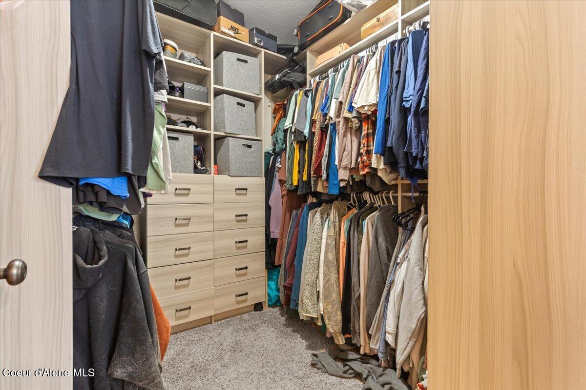 24665 Hunters Grove Court Rathdrum, ID 83858 - Photo 26 of 57 Walk-In Closet