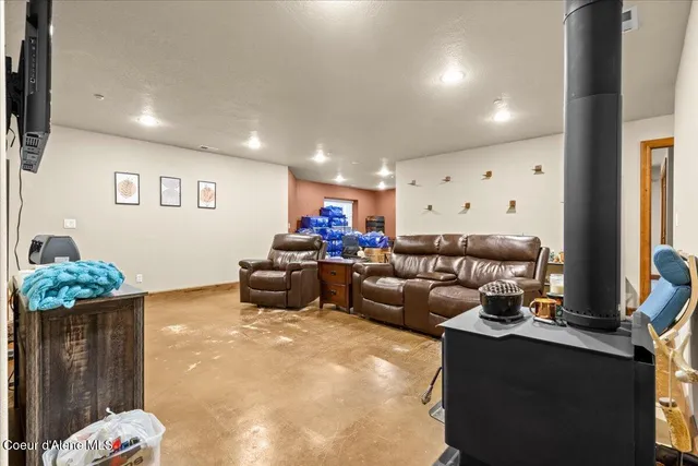 $1,299,000 | 24665 Hunters Grove Court, Rathdrum, ID 83858