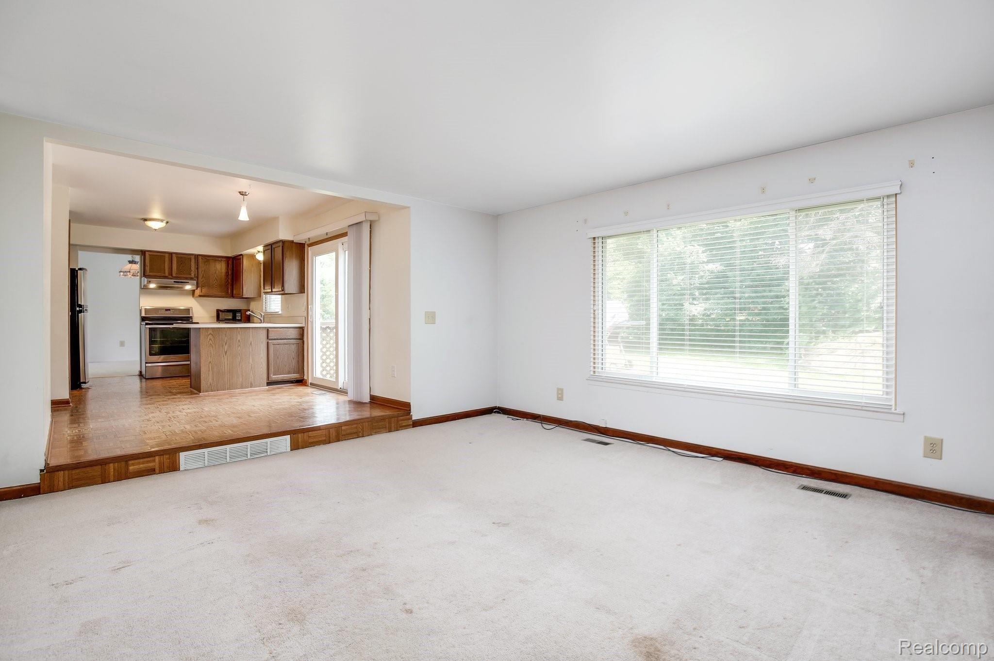 1641 Dennett Lane Rochester, MI 48307 - Photo 17 of 45 1641+Dennett+Ln+Rochester+Hills-38-web.jpg