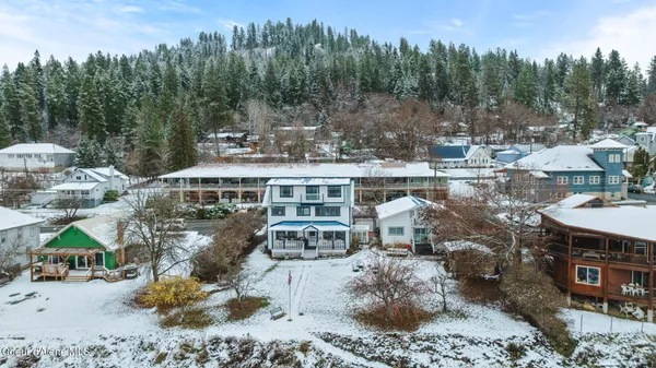 $1,500,000 | 114 North Coeur D'Alene Avenue, Harrison, ID 83833