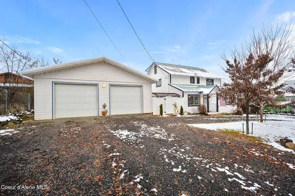 $1,500,000 | 114 North Coeur D'Alene Avenue, Harrison, ID 83833