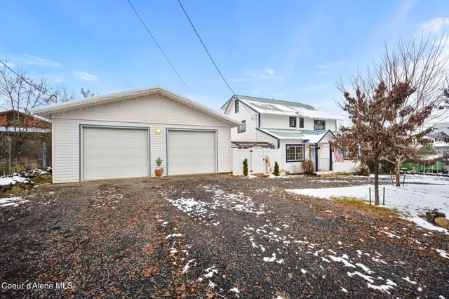 $1,500,000 | 114 North Coeur D'Alene Avenue, Harrison, ID 83833