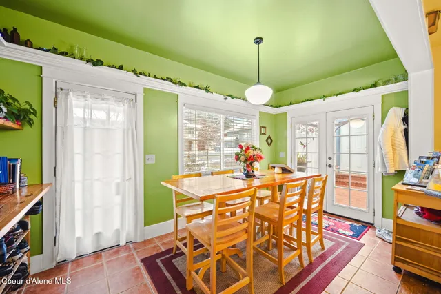 $1,500,000 | 114 North Coeur D'Alene Avenue, Harrison, ID 83833